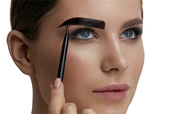 Eyebrow shaping and tinting